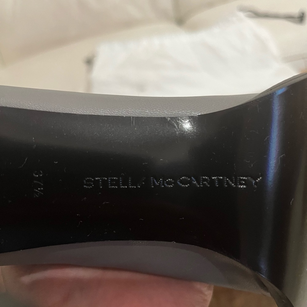 Stellamc cartney grey vegan leather boots very good condition